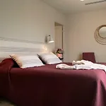 La Bastide D'iris Otel