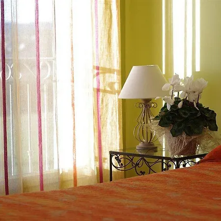 Hotel La Bastide D'iris 4*