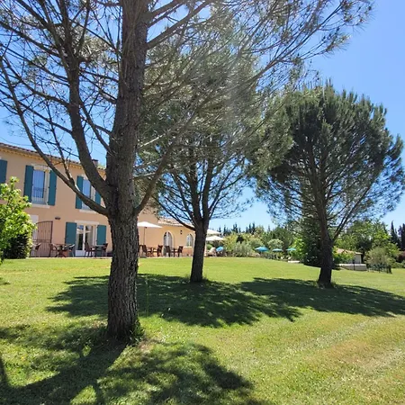 Hotel La Bastide D'iris 4*